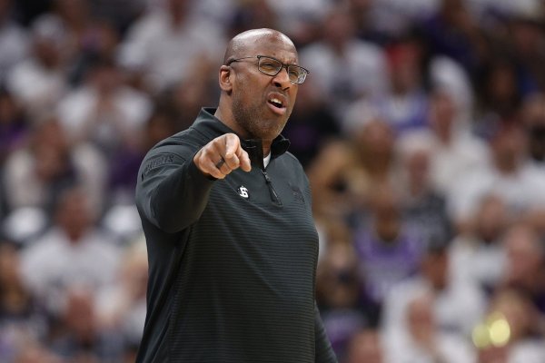 Marks: Mike Brown là những người rất có kinh nghiệm là một trong những đội mạnh nhất ở phương Đông